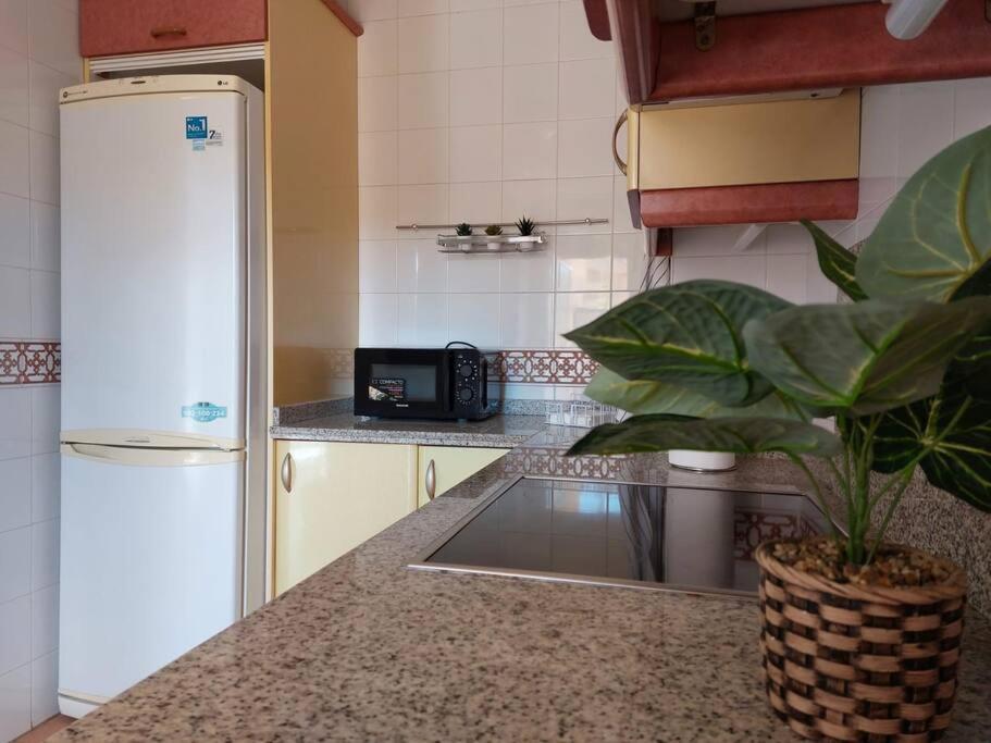 Apartamento Con Vistas Al Mar. Salobreña Eksteriør bilde